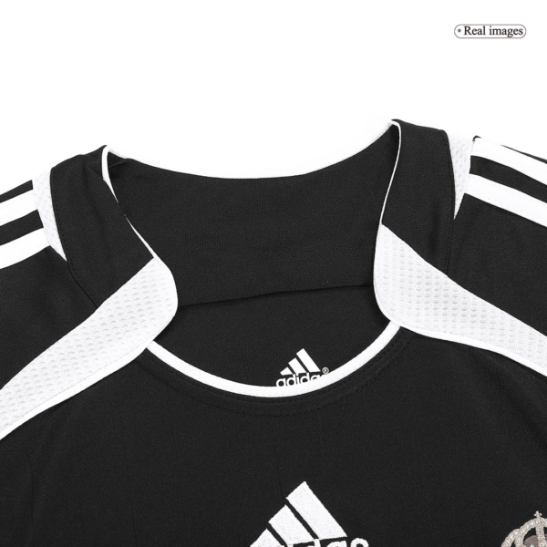 Retro 2006/07 Real Madrid Away Soccer Jersey - Image 6