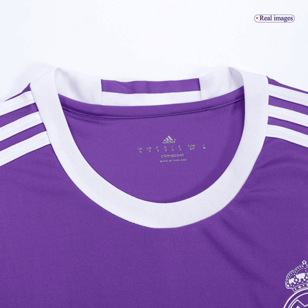 Retro 2016/17 Real Madrid Away Long Sleeve Soccer Jersey - Image 3